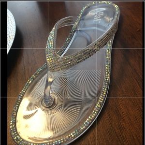 Flip flop NWT size 7 jelly rhinestones clear